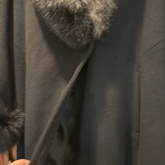 Ellen Tracy size 8 wool one button closure with real fox fur - Picture 3 of 10